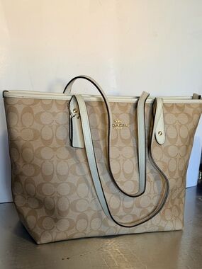 Coach Beige Signature Tote with White Trim and Gold Hardware